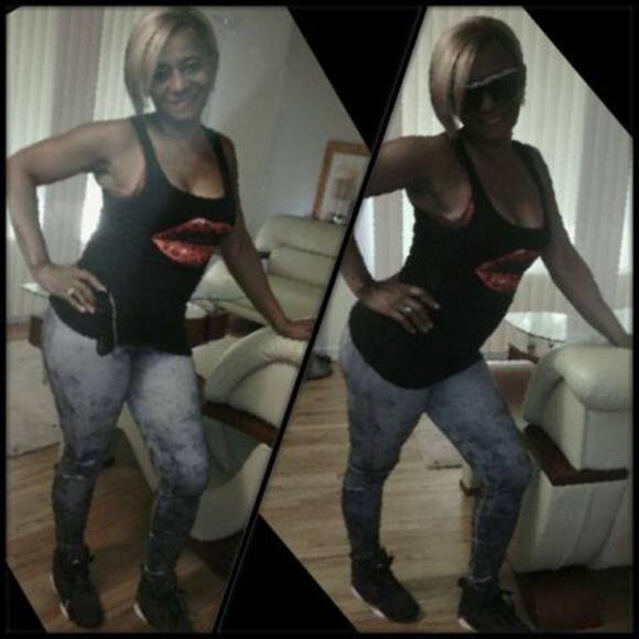 feliciaperry717